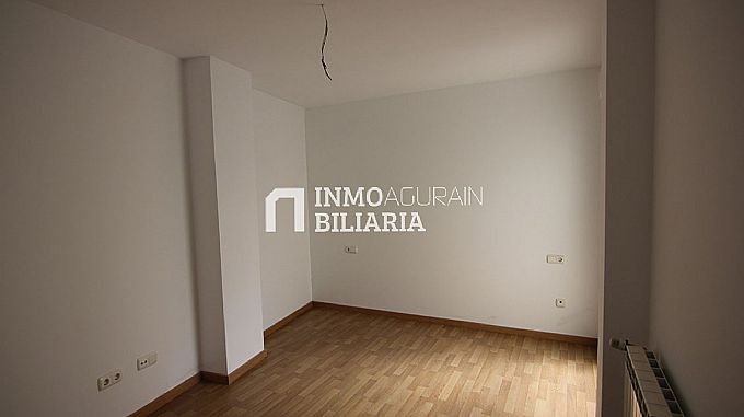 Venta de piso en Lern