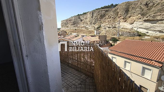 PISO EN LODOSA