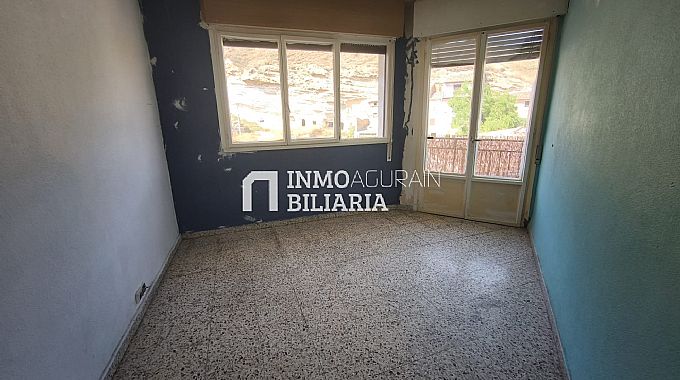 PISO EN LODOSA