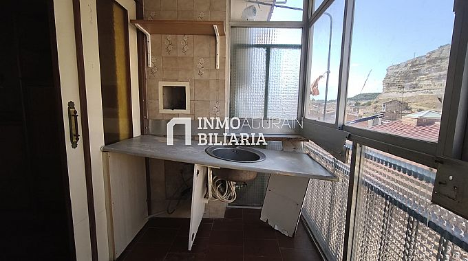 PISO EN LODOSA