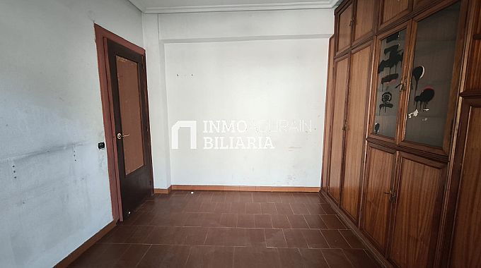 PISO EN LODOSA