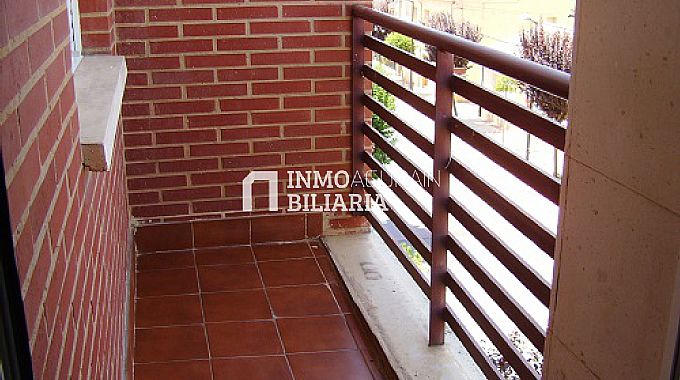 PISO EN VILLAMEDIANA DE IREGUA