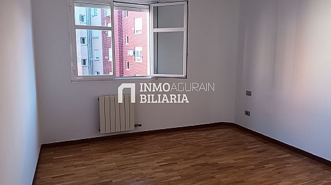 Venta de piso en Logro�o