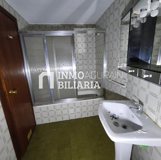 PISO + PLAZA DE PARKING - 4