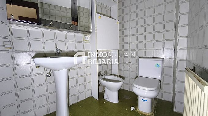 PISO + PLAZA DE PARKING