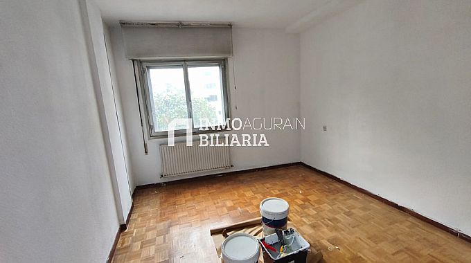 PISO + PLAZA DE PARKING