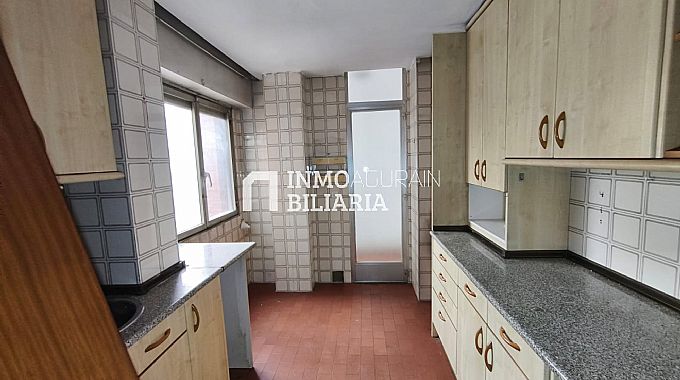 PISO + PLAZA DE PARKING