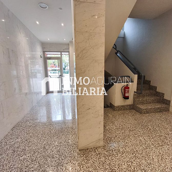 PISO + PLAZA DE PARKING - 16