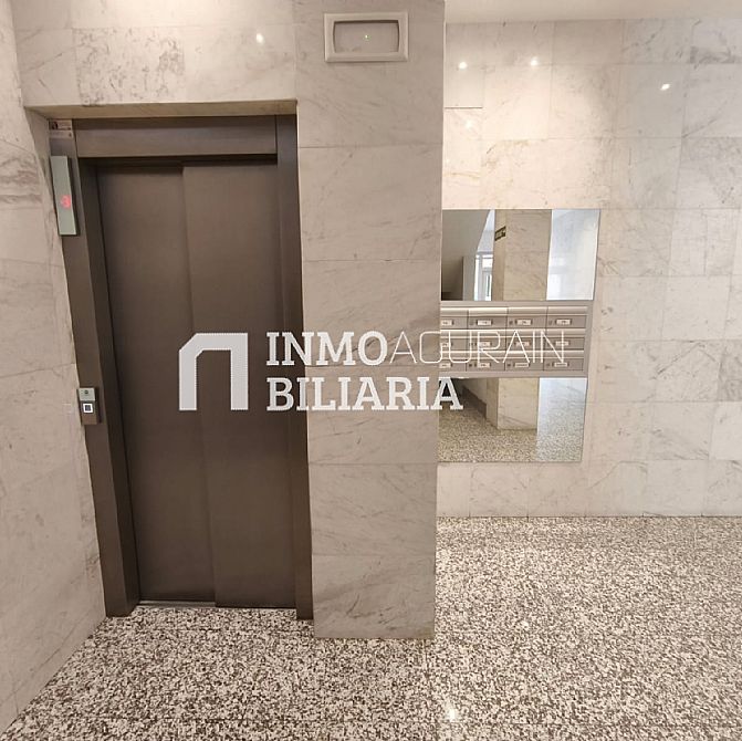 PISO + PLAZA DE PARKING - 18