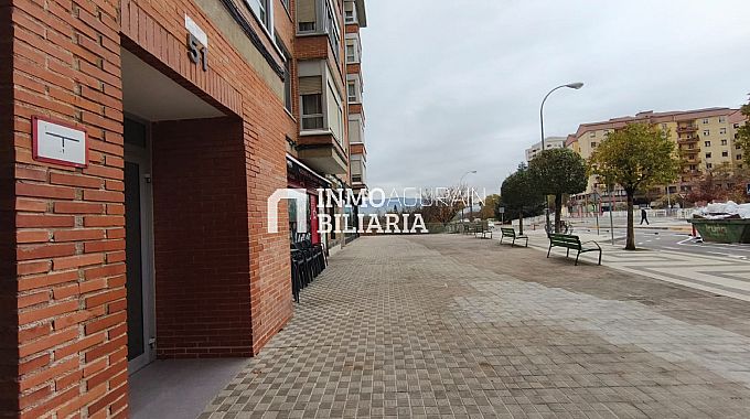 PISO + PLAZA DE PARKING