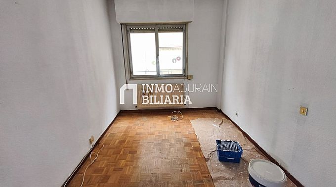 PISO + PLAZA DE PARKING