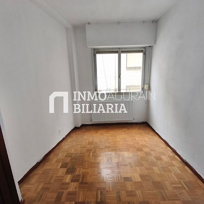 PISO + PLAZA DE PARKING - 24