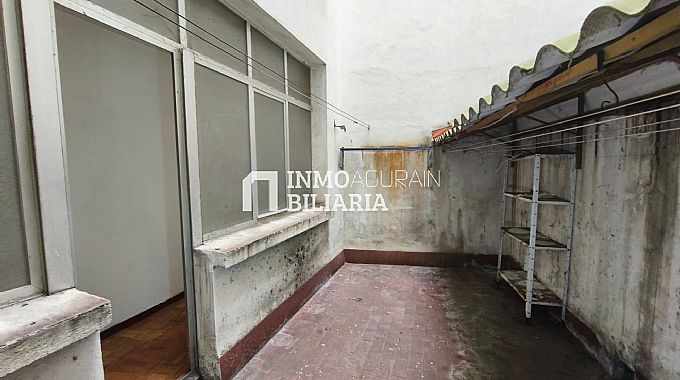 PISO + PLAZA DE PARKING