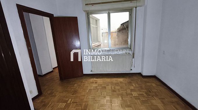 PISO + PLAZA DE PARKING