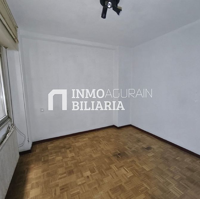 PISO + PLAZA DE PARKING - 28