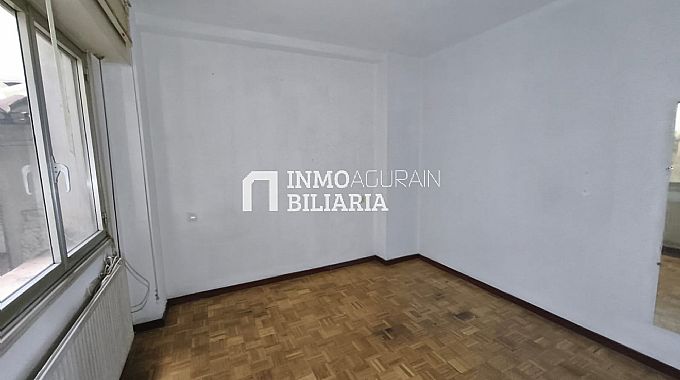 PISO + PLAZA DE PARKING