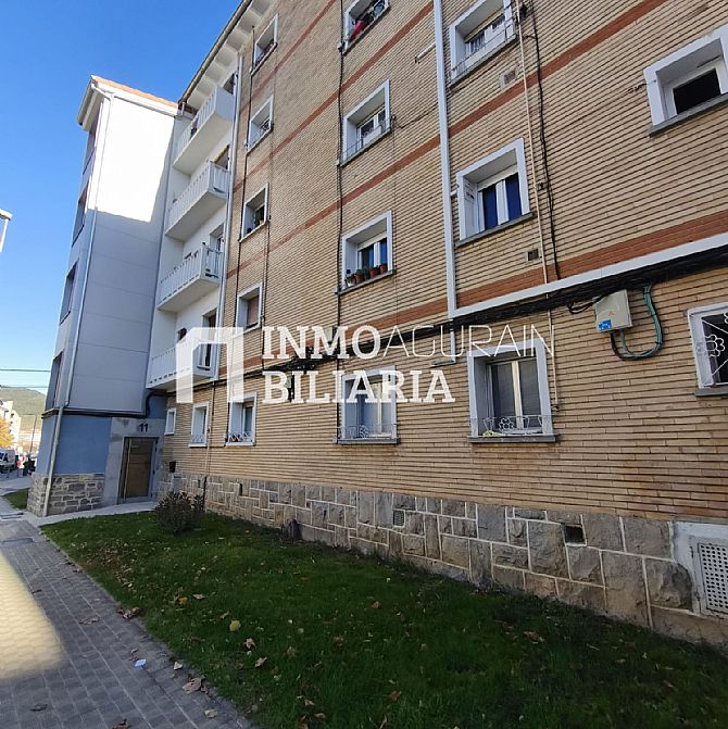 PISO EN CALLE UHARTE ARAKIL DE PAMPLONA - 5