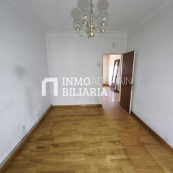 PISO EN CALLE UHARTE ARAKIL DE PAMPLONA - 9