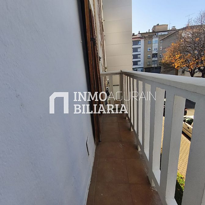 PISO EN CALLE UHARTE ARAKIL DE PAMPLONA - 11
