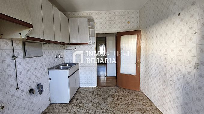 PISO EN CALLE UHARTE ARAKIL DE PAMPLONA