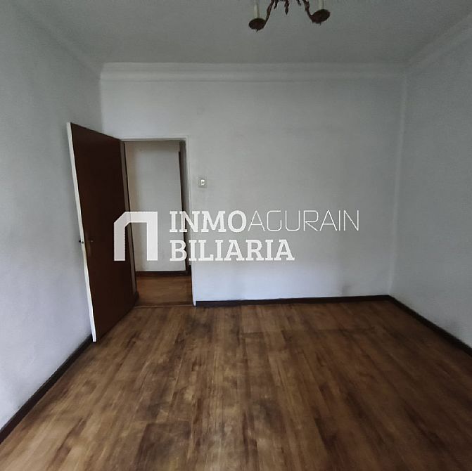 PISO EN CALLE UHARTE ARAKIL DE PAMPLONA - 2