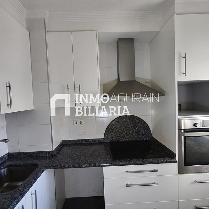 PISO EN CALLE AZOZ - 8