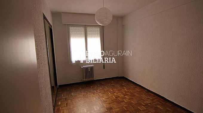 VENTA DE PISO EN AGURAIN-SALVATIERRA