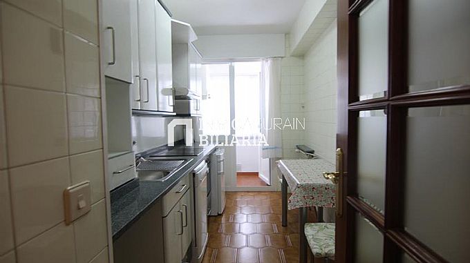 PISO CON ASCENSOR EN AGURAIN
