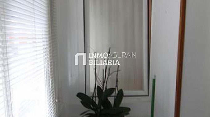 PISO CON ASCENSOR EN AGURAIN