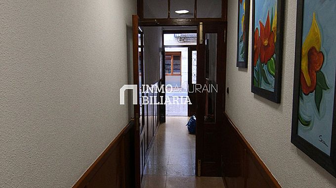 PISO EN AGURAIN