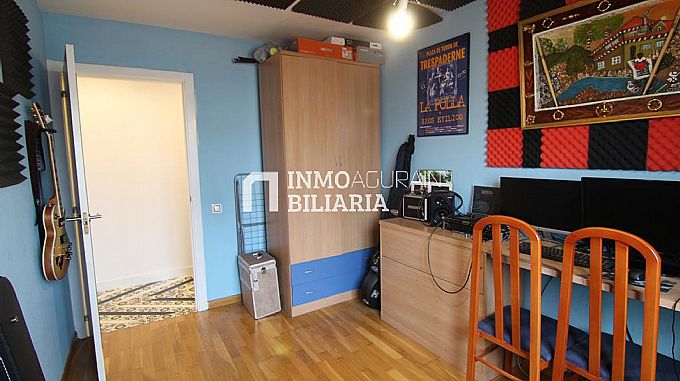 VENTA PISO VPO EN AGURAIN