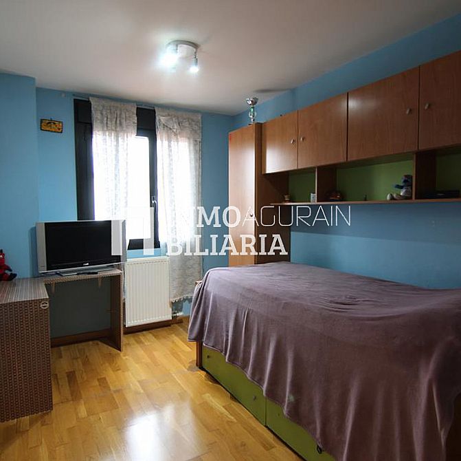 VENTA PISO VPO EN AGURAIN - 8