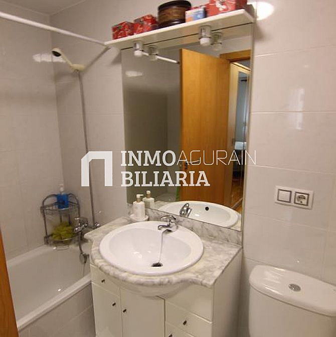 VENTA PISO VPO EN AGURAIN - 13