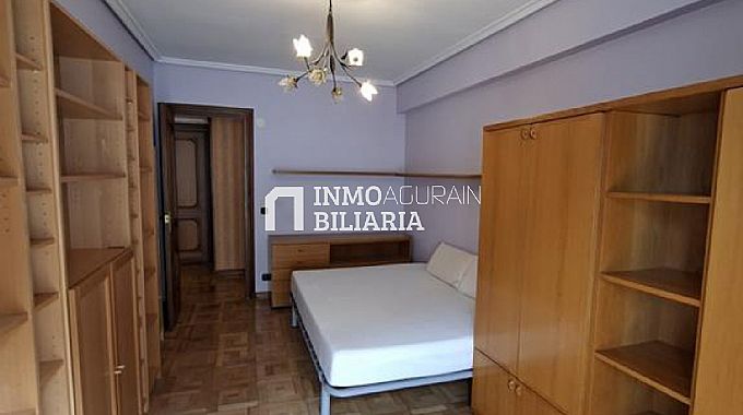 VENTA DE ESPECTACULAR PISO EN AGURAIN