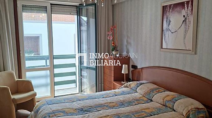 VENTA DE ESPECTACULAR PISO EN AGURAIN