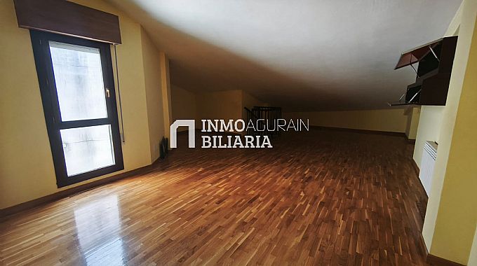 PISO EN AGURAIN