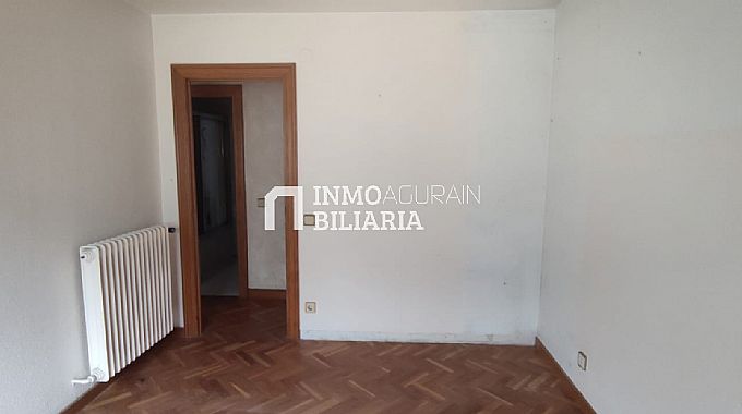 Piso en Sangesa