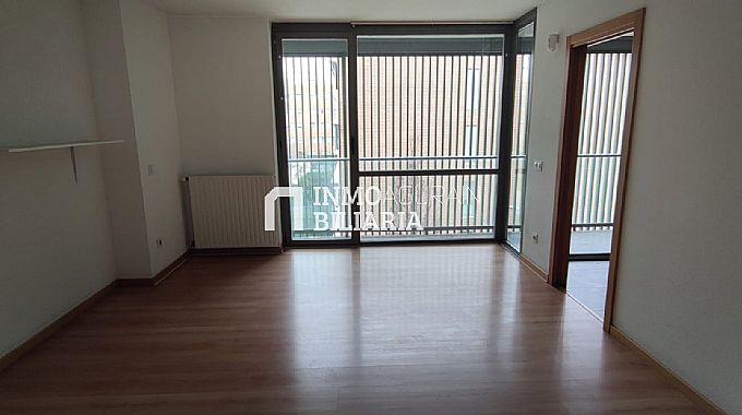 Venta de piso en Sarriguren