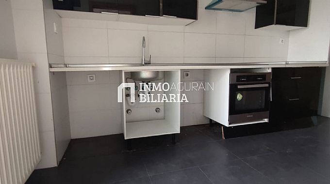Venta de piso en Sarriguren