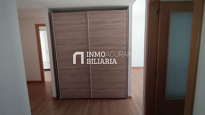 Venta de piso en Sarriguren
