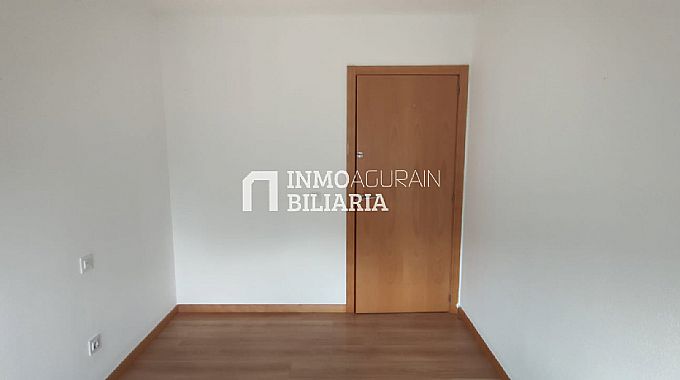 Venta de piso en Sarriguren