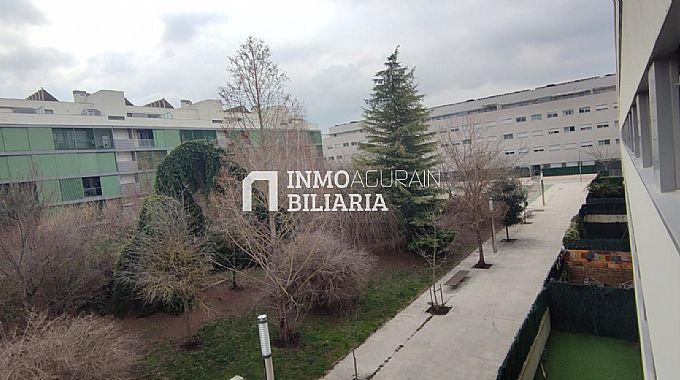 Venta de piso en Sarriguren