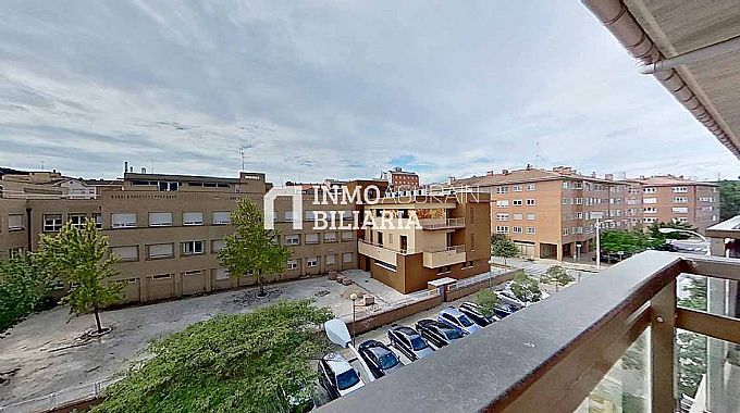 PISO + TRASTERO BAJOCUBIERTA + TRASTERO + GARAJE