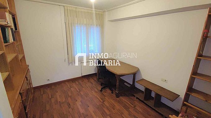 PISO EN CONDE DON VELA RECIENTEMENTE REHABILITADO