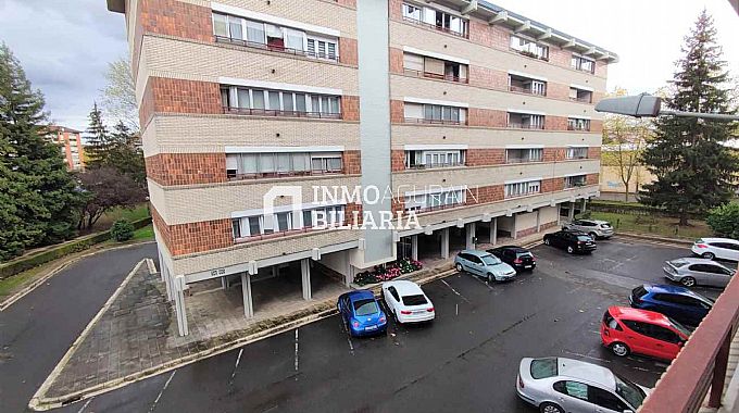 PISO EN CONDE DON VELA RECIENTEMENTE REHABILITADO
