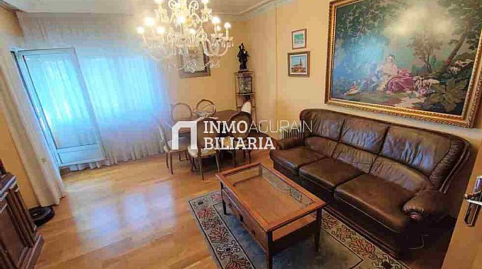 Vivienda de 4 dormitorios en Conde Don Vela (Txagorritxu/Avenida Gasteiz)