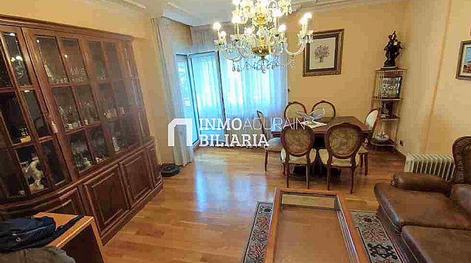 Vivienda de 4 dormitorios en Conde Don Vela (Txagorritxu/Avenida Gasteiz)