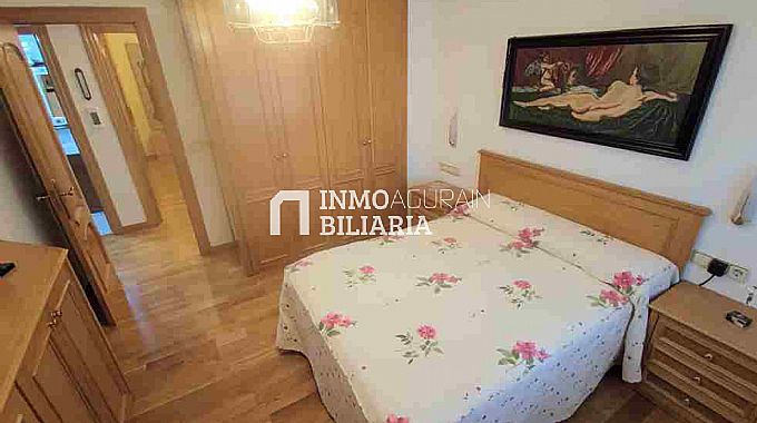 Vivienda de 4 dormitorios en Conde Don Vela (Txagorritxu/Avenida Gasteiz)