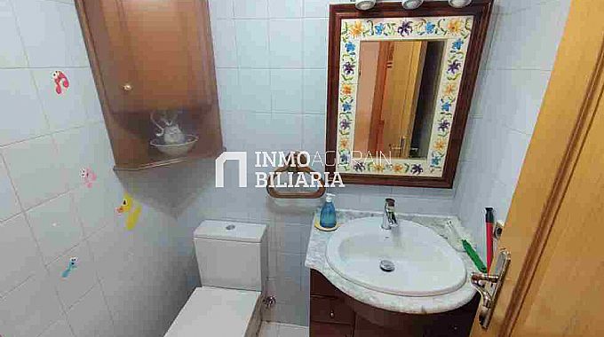 Vivienda de 4 dormitorios en Conde Don Vela (Txagorritxu/Avenida Gasteiz)