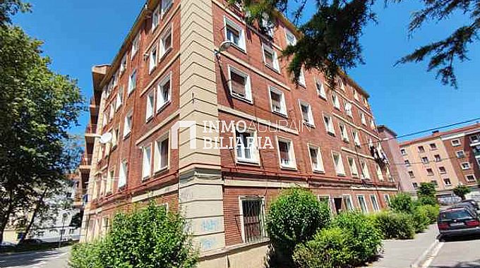 PISO EN PASEO DE LA ZUMAQUERA